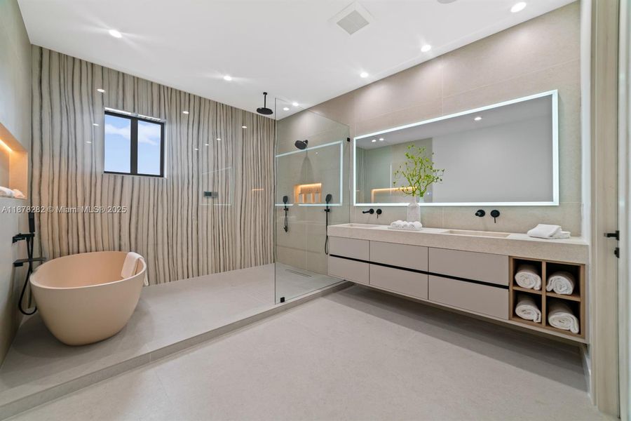 Furnished interior view inside a new home in , Wilton Manors (Image 27).