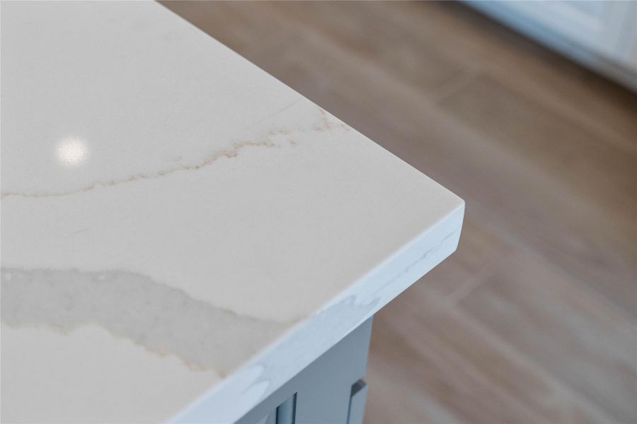 Quartz is incredibly tough and engineered to resist scratches, chips, and cracks from daily wear and tear. This ensures the surface retains its pristine condition for decades.