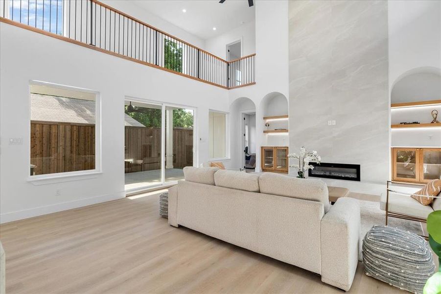 Furnished interior view inside a new home in , Dallas (Image 18).