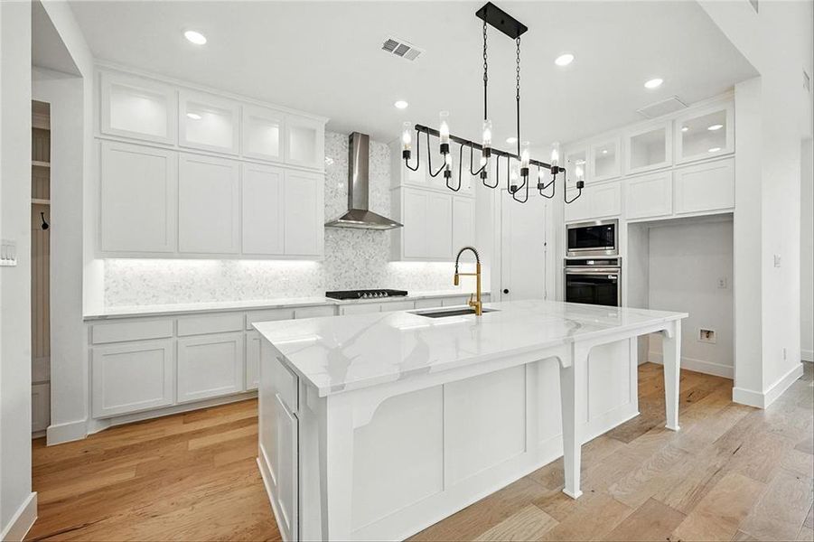 3805Composition510A007 3805Composition510A007