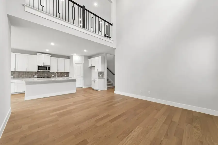 Representative unfurnished interior of a home built from the Harwood by Landon Homes in Lexington Frisco, Frisco (Image 19).