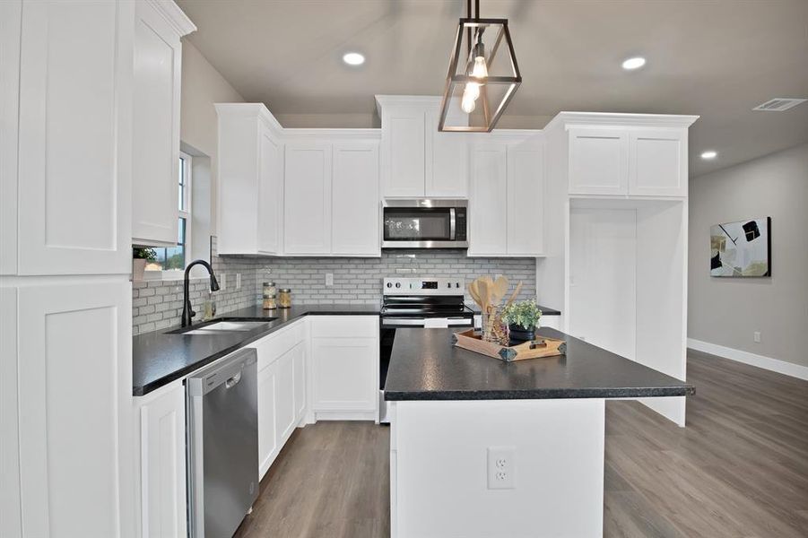 Furnished interior view inside a new home in , Itasca (Image 14). Furnished interior view inside a new home in , Itasca (Image 14).