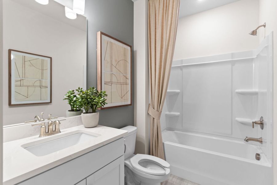 Representative furnished interior of a home built from the Joliet by Pulte Homes in Lakeside Townes at Riverlights, Wilmington (Image 47).