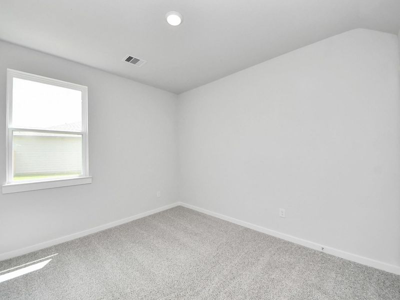 Spacious, unfurnished interior of a new home in Liberty Estates, Cleveland (Image 28).