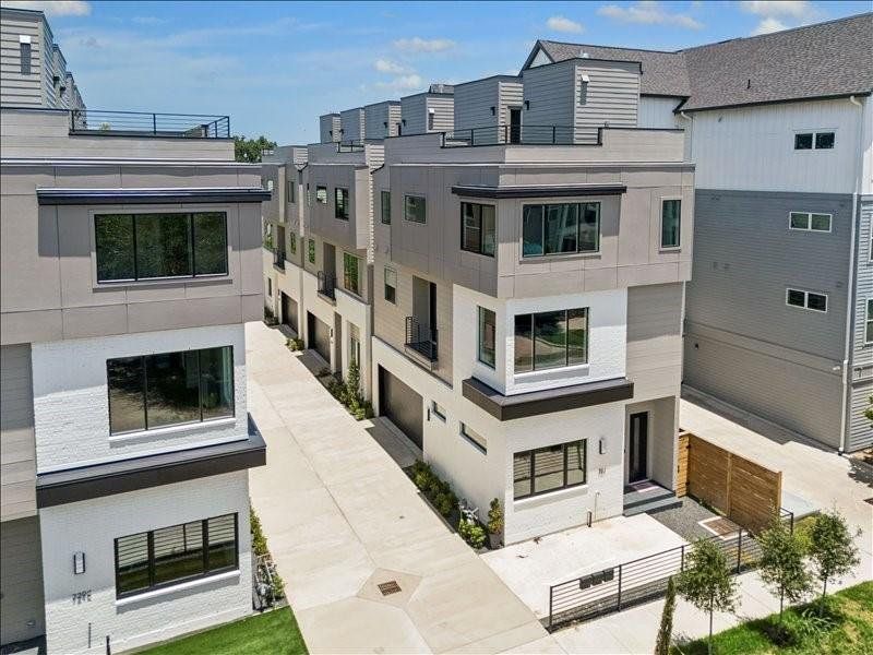 Exterior details and patio area of a home in , Houston (Image 3).