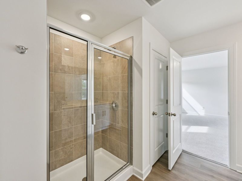 Furnished interior view inside a new home in Buffalo Ridge, Newton (Image 7).