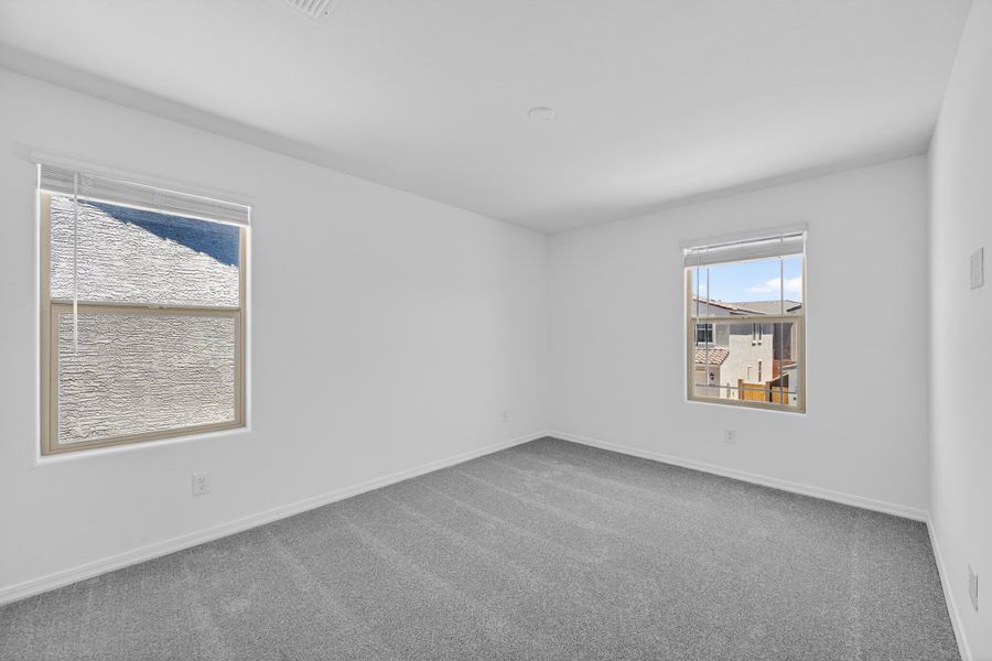 Spacious, unfurnished interior of a new home in Artisan at Asante, Surprise (Image 26).