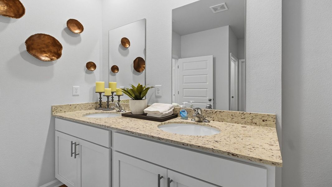 Furnished interior view inside a new home in Misting Springs, Crawfordville (Image 17).