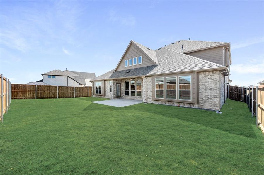 Exterior details and patio area of a home in Stone River Glen 60s, Royse City (Image 4). Exterior details and patio area of a home in Stone River Glen 60s, Royse City (Image 4).