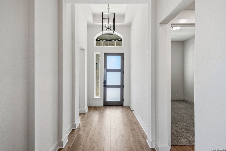 Spacious, unfurnished interior of a new home in Mesa Western, Cibolo (Image 39). Spacious, unfurnished interior of a new home in Mesa Western, Cibolo (Image 39).