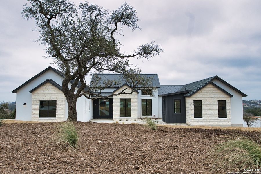 Front exterior of a new home in , San Antonio, TX, highlighting curb appeal (Image 17). Front exterior of a new home in , San Antonio, TX, highlighting curb appeal (Image 17).
