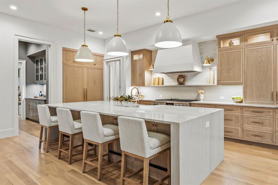 Furnished interior view inside a new home in , Dallas (Image 29). Furnished interior view inside a new home in , Dallas (Image 29).