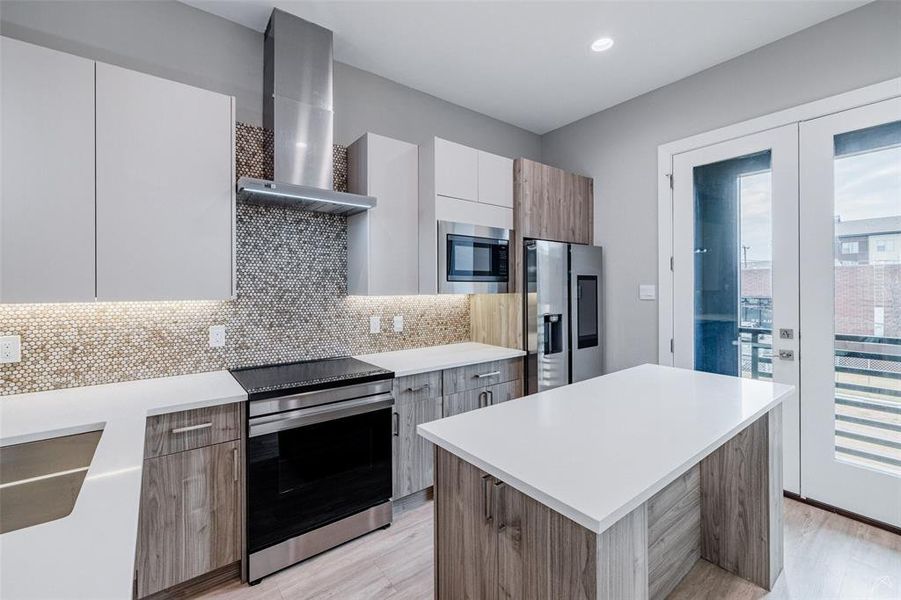 Furnished interior view inside a new home in , Fort Worth (Image 9). Furnished interior view inside a new home in , Fort Worth (Image 9).