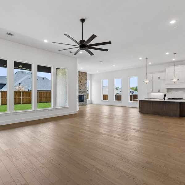 Spacious, unfurnished interior of a new home in The Parks at Wilson Creek, Celina (Image 58). Spacious, unfurnished interior of a new home in The Parks at Wilson Creek, Celina (Image 58).