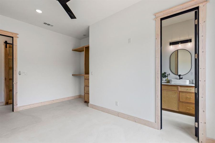 Spacious, unfurnished interior of a new home in , Sulphur Springs (Image 25). Spacious, unfurnished interior of a new home in , Sulphur Springs (Image 25).