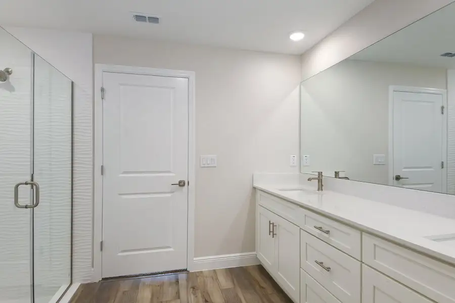Furnished interior view inside a new home in Cherrywood Preserve, Ocala (Image 8).