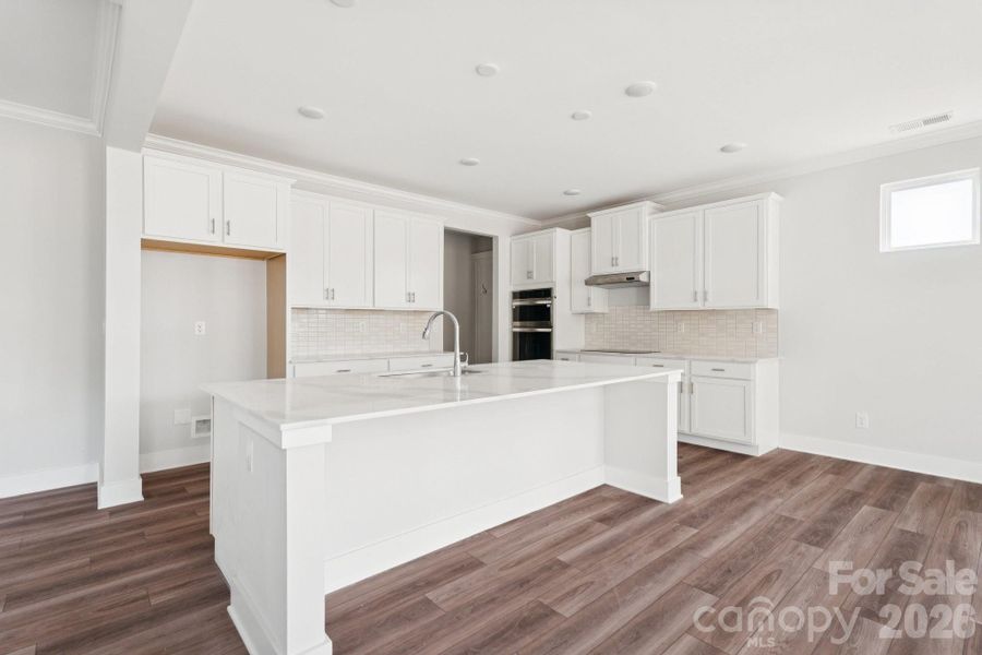 Rep kitchen Rep kitchen