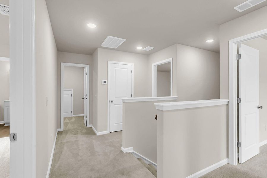 Spacious, unfurnished interior of a new home in Watson Hill, Summerville (Image 26).