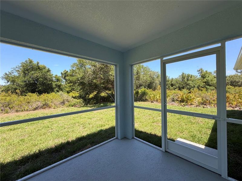 Exterior details and patio area of a home in , North Port (Image 22).