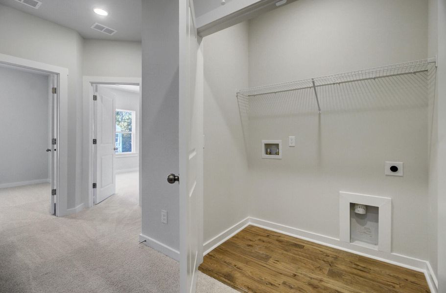 Spacious, unfurnished interior of a new home in , Johns Island (Image 43).