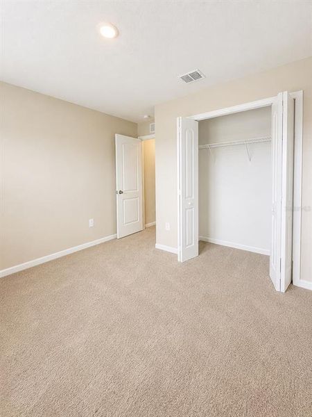 Spacious, unfurnished interior of a new home in , Palm Coast (Image 12).
