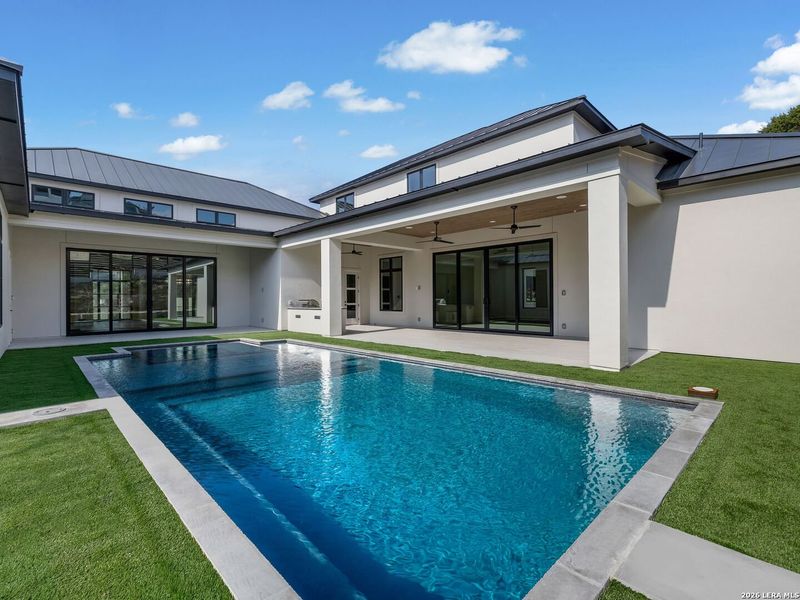 Exterior details and patio area of a home in , San Antonio (Image 32).
