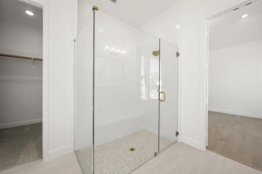 The Violet E Primary Suite Bathroom The Violet E Primary Suite Bathroom