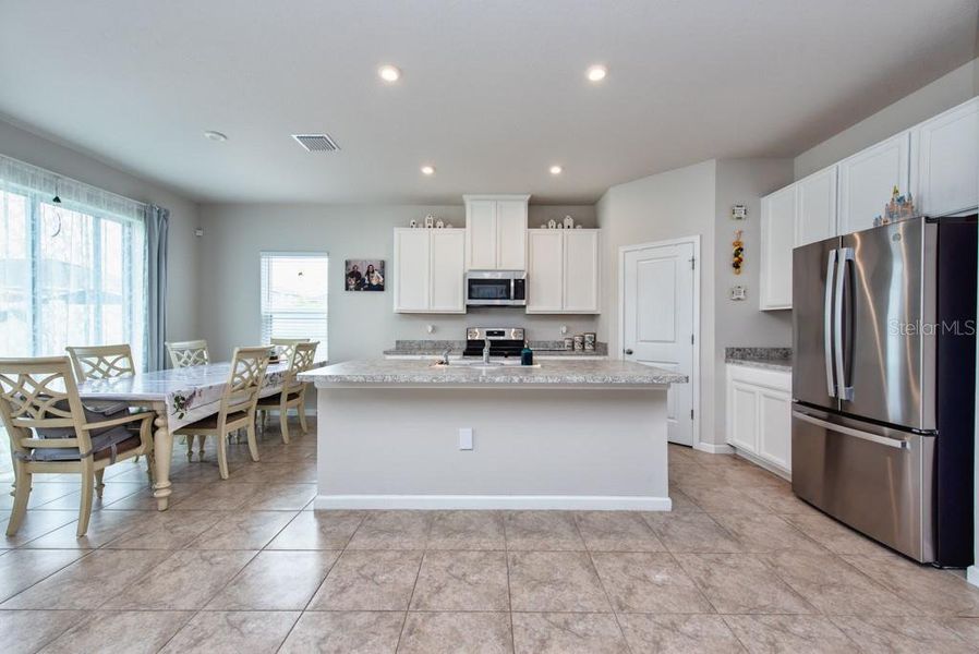 Furnished interior view inside a new home in , Zephyrhills (Image 8).