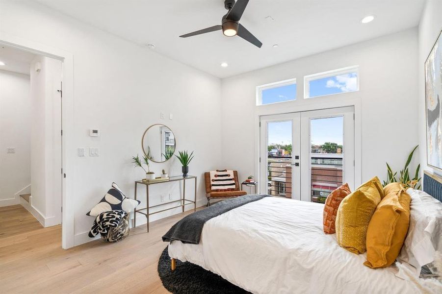 Furnished interior view inside a new home in , Dallas (Image 29).