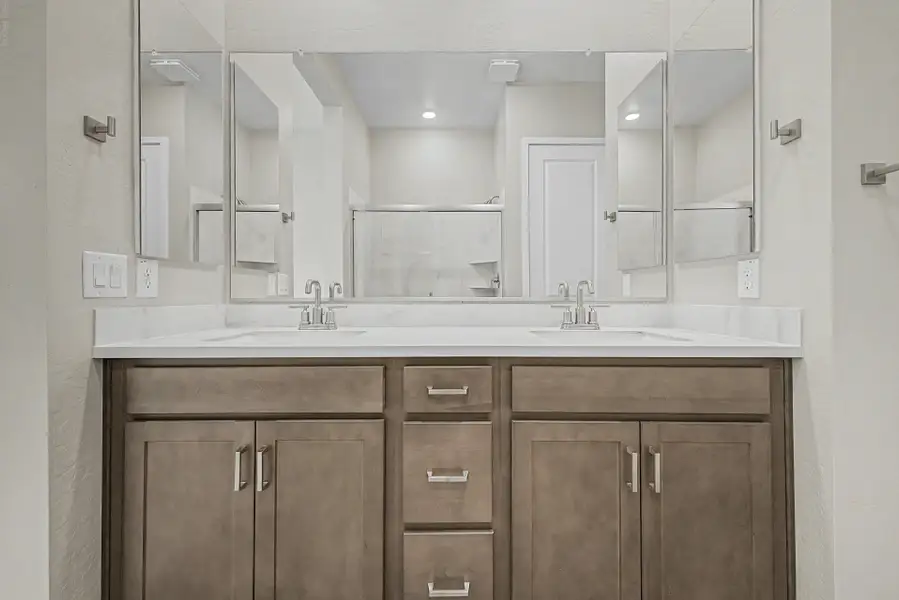 Furnished interior view inside a new home in Mira Vista at Victory, Buckeye (Image 6). Furnished interior view inside a new home in Mira Vista at Victory, Buckeye (Image 6).