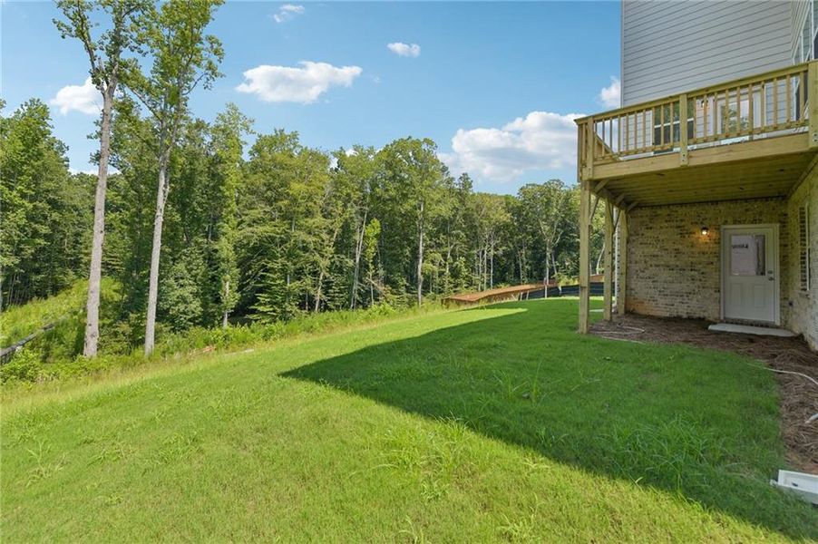Exterior details and patio area of a home in Bailey Fence, Dacula (Image 30).
