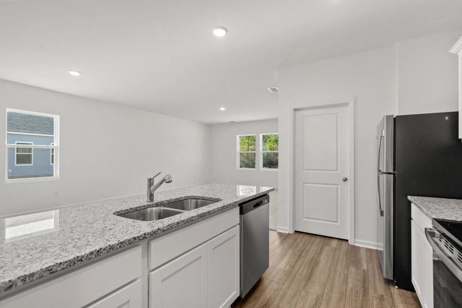 Representative furnished interior of a home built from the Mare by Starlight Homes in Sutton Farms, San Antonio (Image 9).