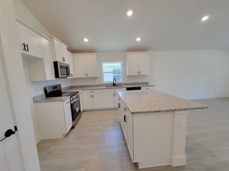 Furnished interior view inside a new home in Ocala Crossings South, Ocala (Image 6).