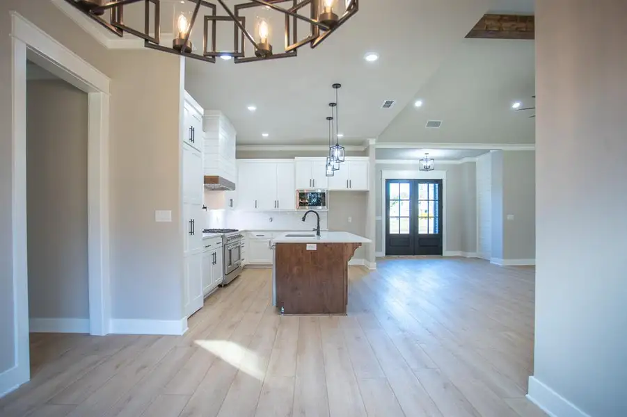 Furnished interior view inside a new home in , Tyler (Image 10).