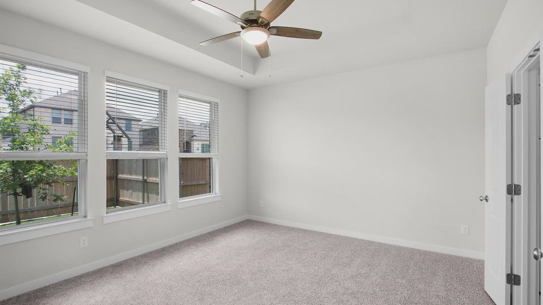 Spacious, unfurnished interior of a new home in Highland Village, Georgetown (Image 17). Spacious, unfurnished interior of a new home in Highland Village, Georgetown (Image 17).