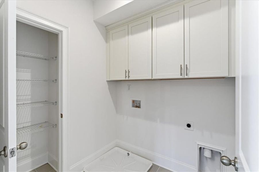 Spacious, unfurnished interior of a new home in Ford Landing, Acworth (Image 53).