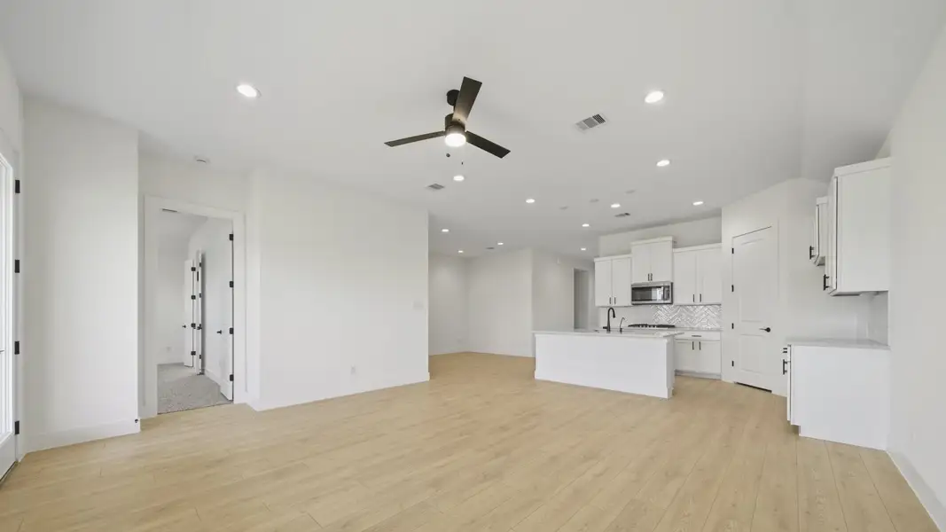 Spacious, unfurnished interior of a new home in Mill Creek Estates, Magnolia (Image 16). Spacious, unfurnished interior of a new home in Mill Creek Estates, Magnolia (Image 16).