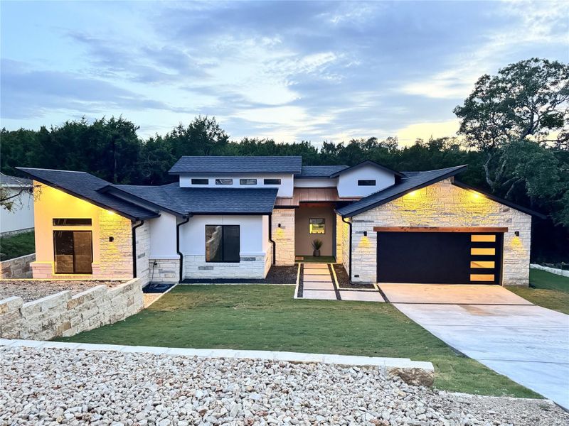 Image 28 of a home in . Image 28 of a home in .