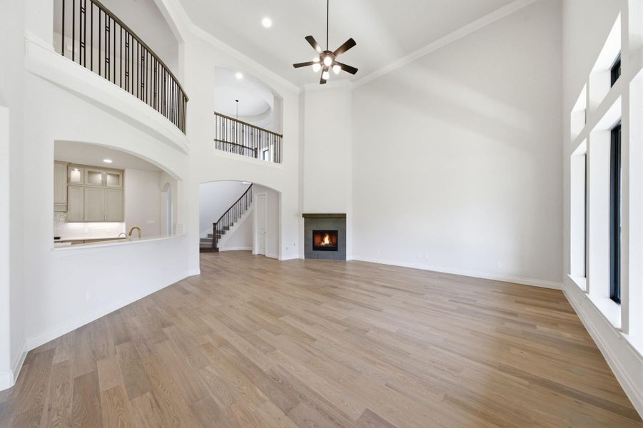 Spacious, unfurnished interior of a new home in Artavia 70′, Conroe (Image 38).