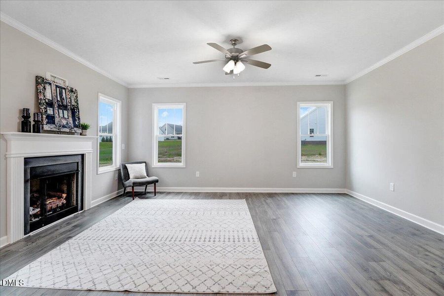 15-105 Baileys Pl-15