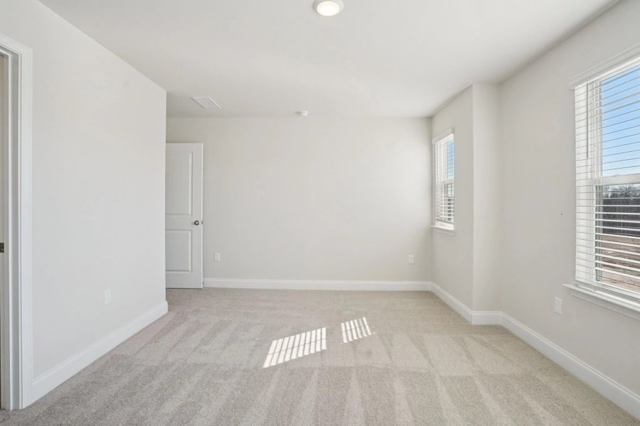 Spacious, unfurnished interior of a new home in Ascent at Arbor Ridge, La Vergne (Image 41).