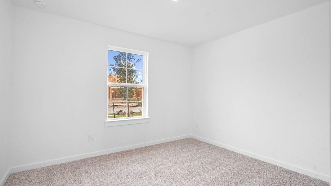 Spacious, unfurnished interior of a new home in Riverwood Ranch, Angleton (Image 18).
