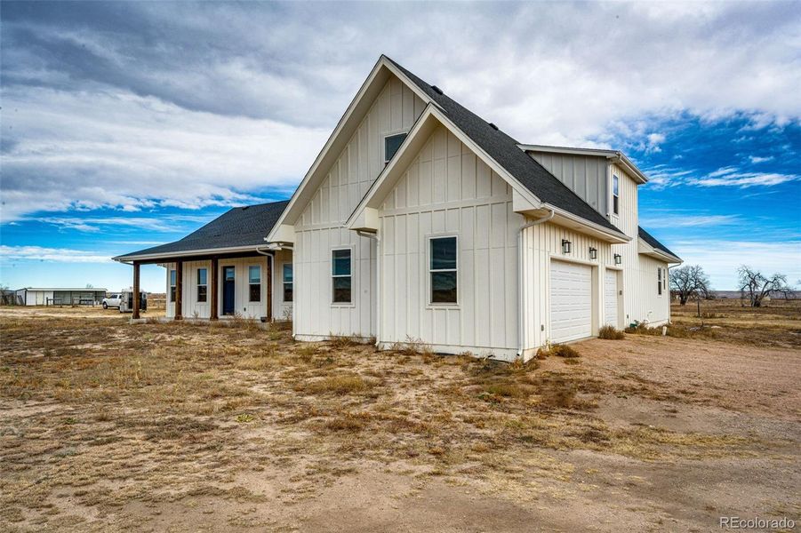 Exterior details and patio area of a home in , Peyton (Image 19).