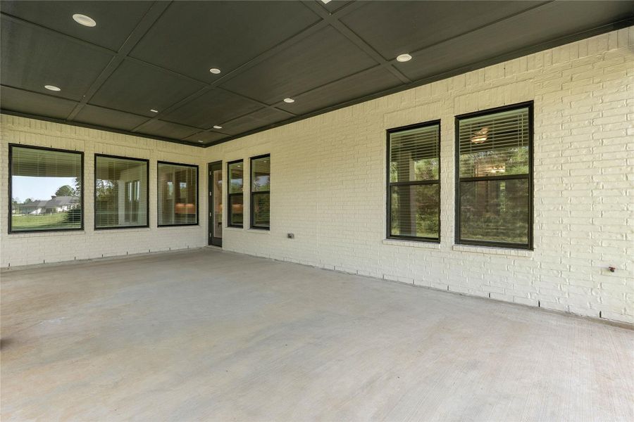 Exterior details and patio area of a home in Chapel Bend, Montgomery (Image 4). Exterior details and patio area of a home in Chapel Bend, Montgomery (Image 4).