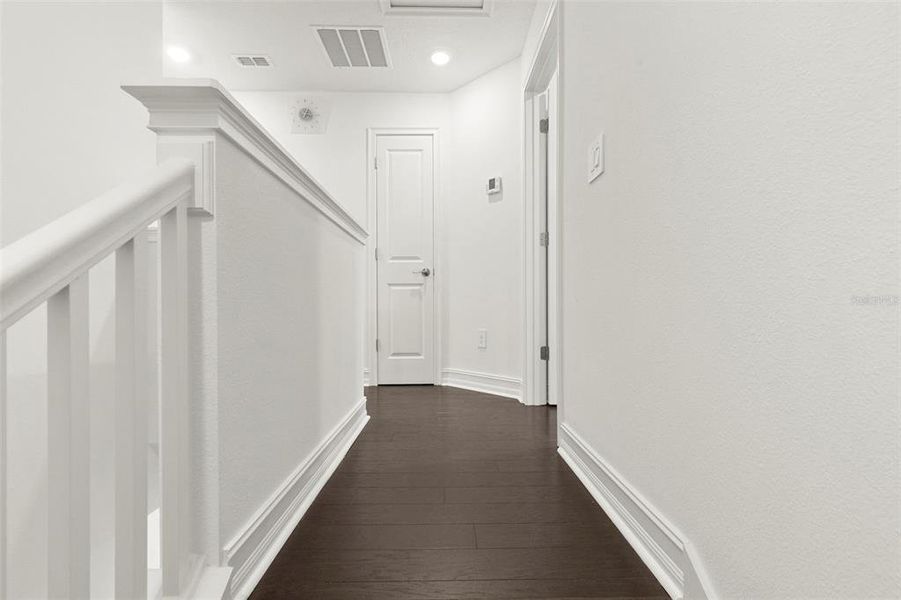 Spacious, unfurnished interior of a new home in Townes at Manhattan Crossing, Tampa (Image 26).