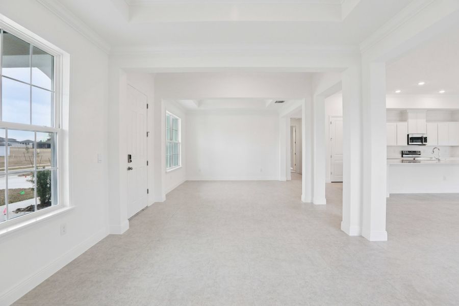 Representative unfurnished interior of a home built from the Sierra by Maronda Homes in Marion Oaks, Ocala (Image 18).