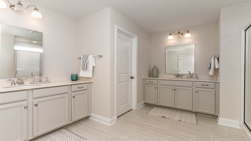 Representative furnished interior of a home built from the HARBOR OAK by D.R. Horton in Coastal Farms, Conway (Image 9). Representative furnished interior of a home built from the HARBOR OAK by D.R. Horton in Coastal Farms, Conway (Image 9).