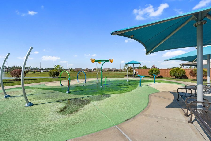 Community amenities in , Houston (Image 28).