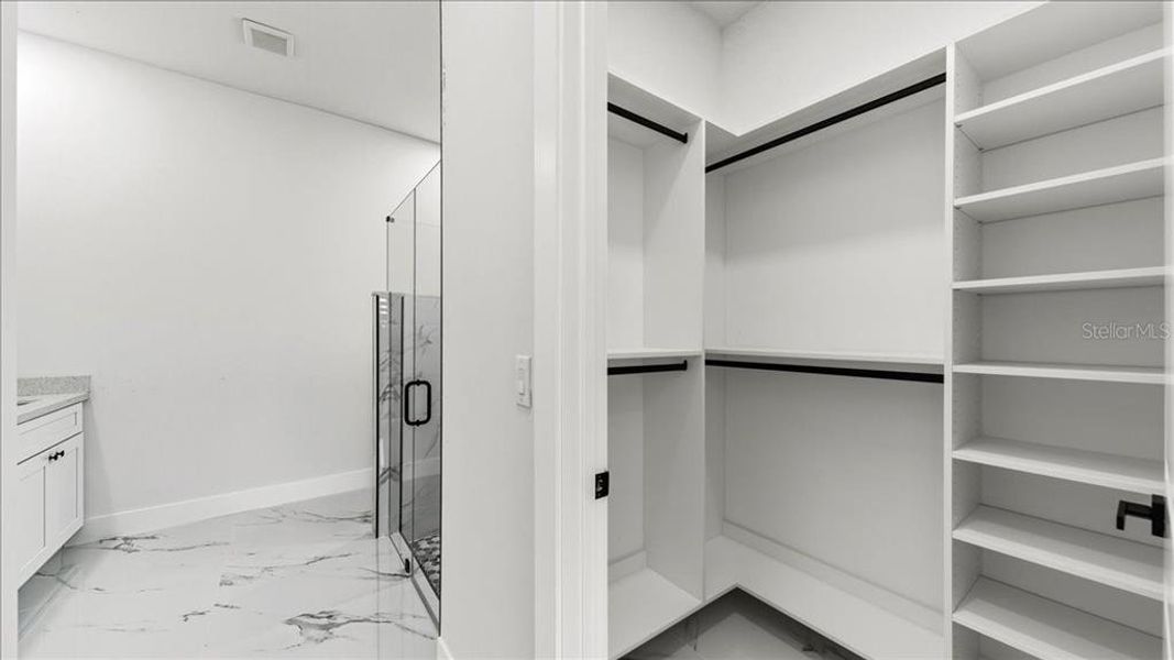 Image 48 of a home in .