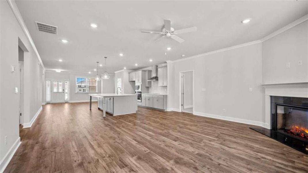 Spacious, unfurnished interior of a new home in Evergreen Crossing, Locust Grove (Image 15).